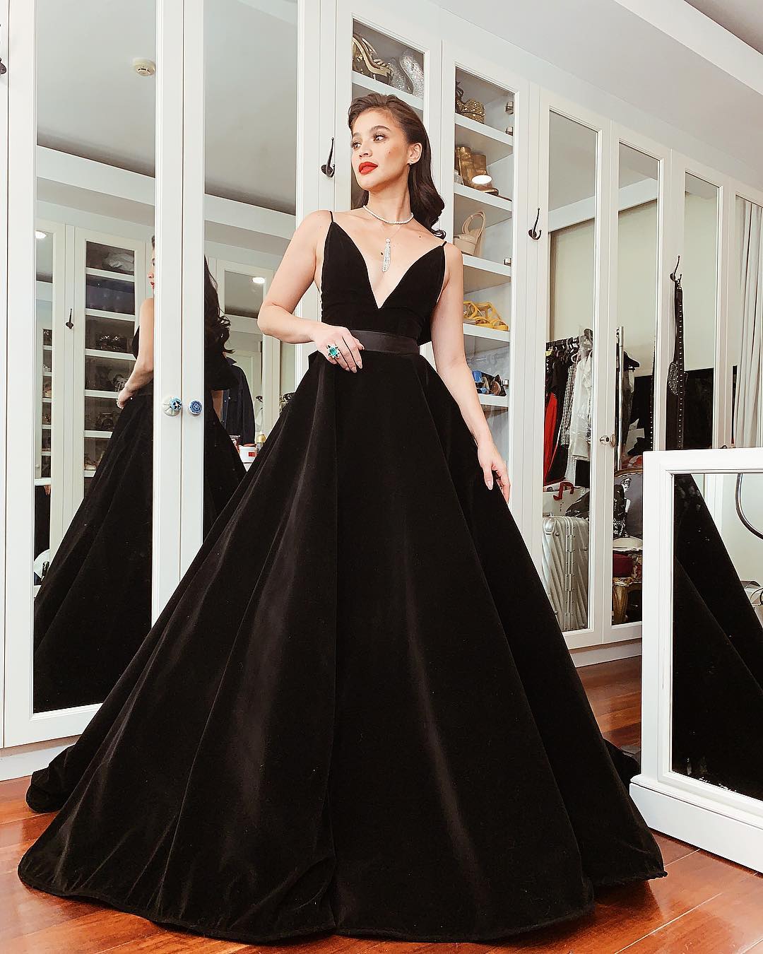 best short bridesmaid dresses Silk Satin A-line Backless Spaghetti Straps Dresses, MBD157 Color:Gold Option:XLarge (UK 20/22) With Embroidered Shalwar Hips 93cm womens black glitter lace