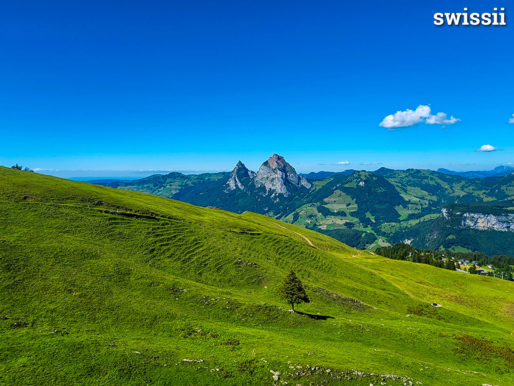 Stoos 🇨🇭🇨🇭 สวัสดีวันพุธ :... - Swissii - สวิสสิ | Facebook