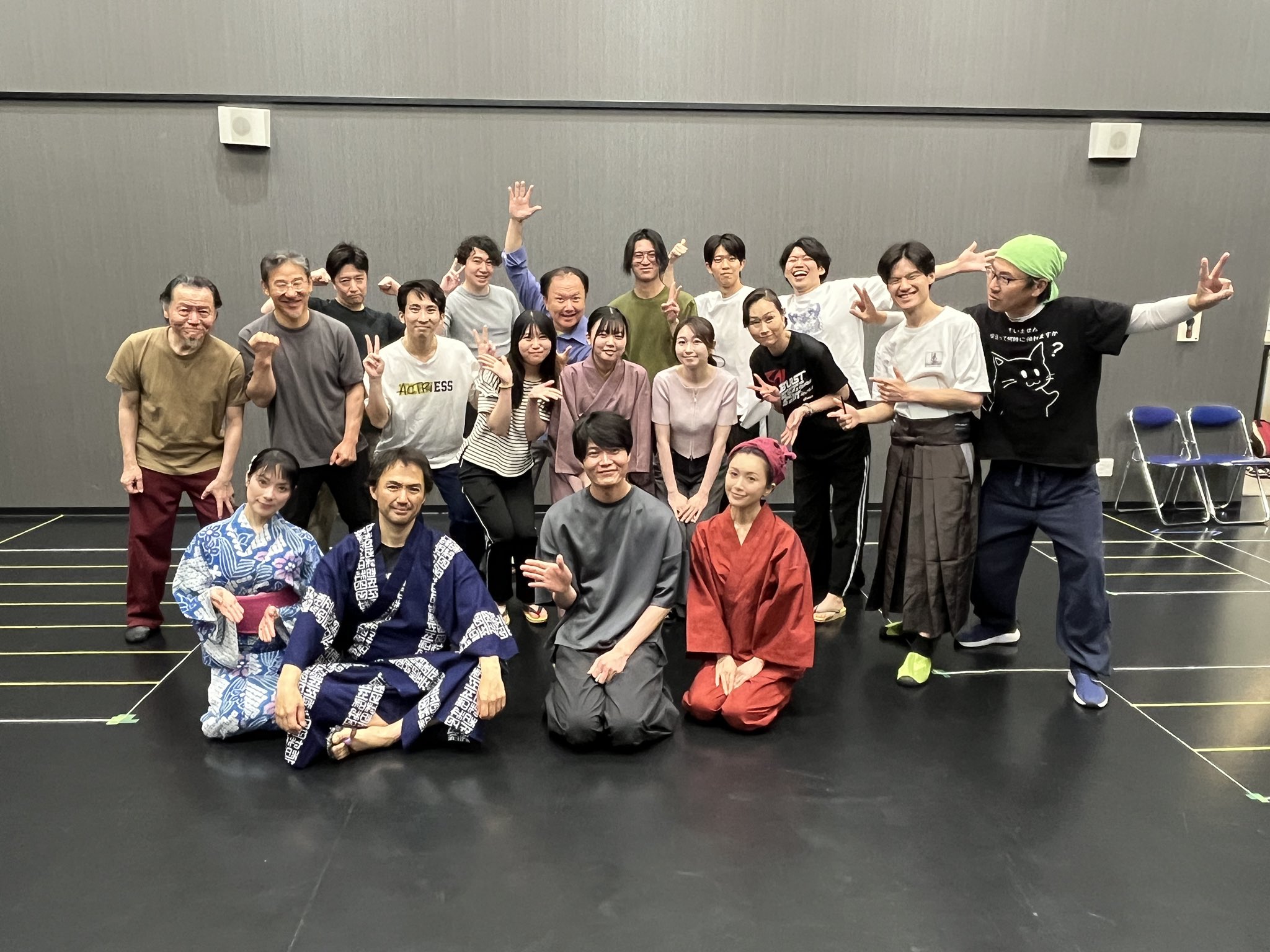 酒井法子さん、魅惑の歌声 金沢でショー # 俳優で歌手の酒井法子さんの 