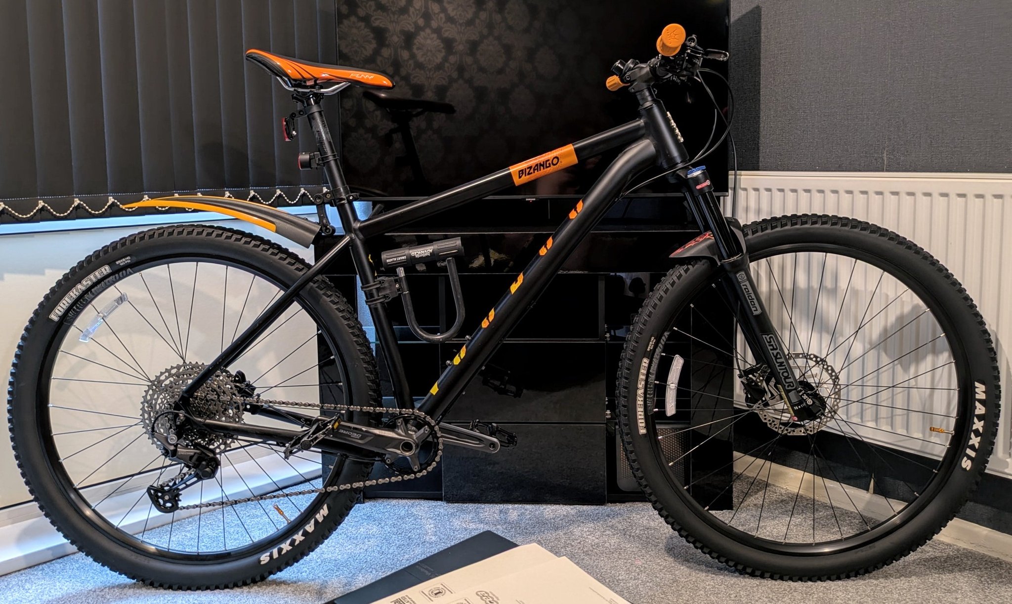 自転車、サイクリング 激レア1990年代旧車 VooDoo ブードゥー BIZANGO 