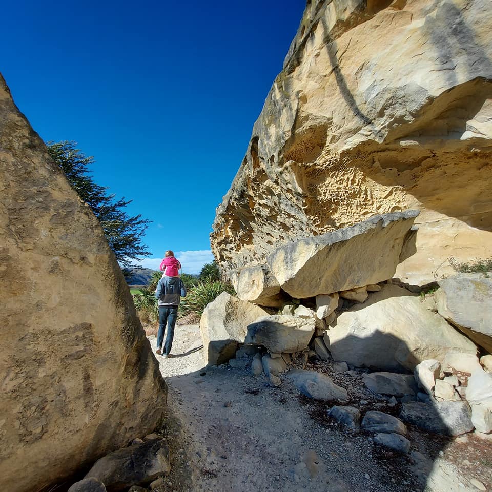 Wuhootimaru - Takaroa was a super special rock art site to...
