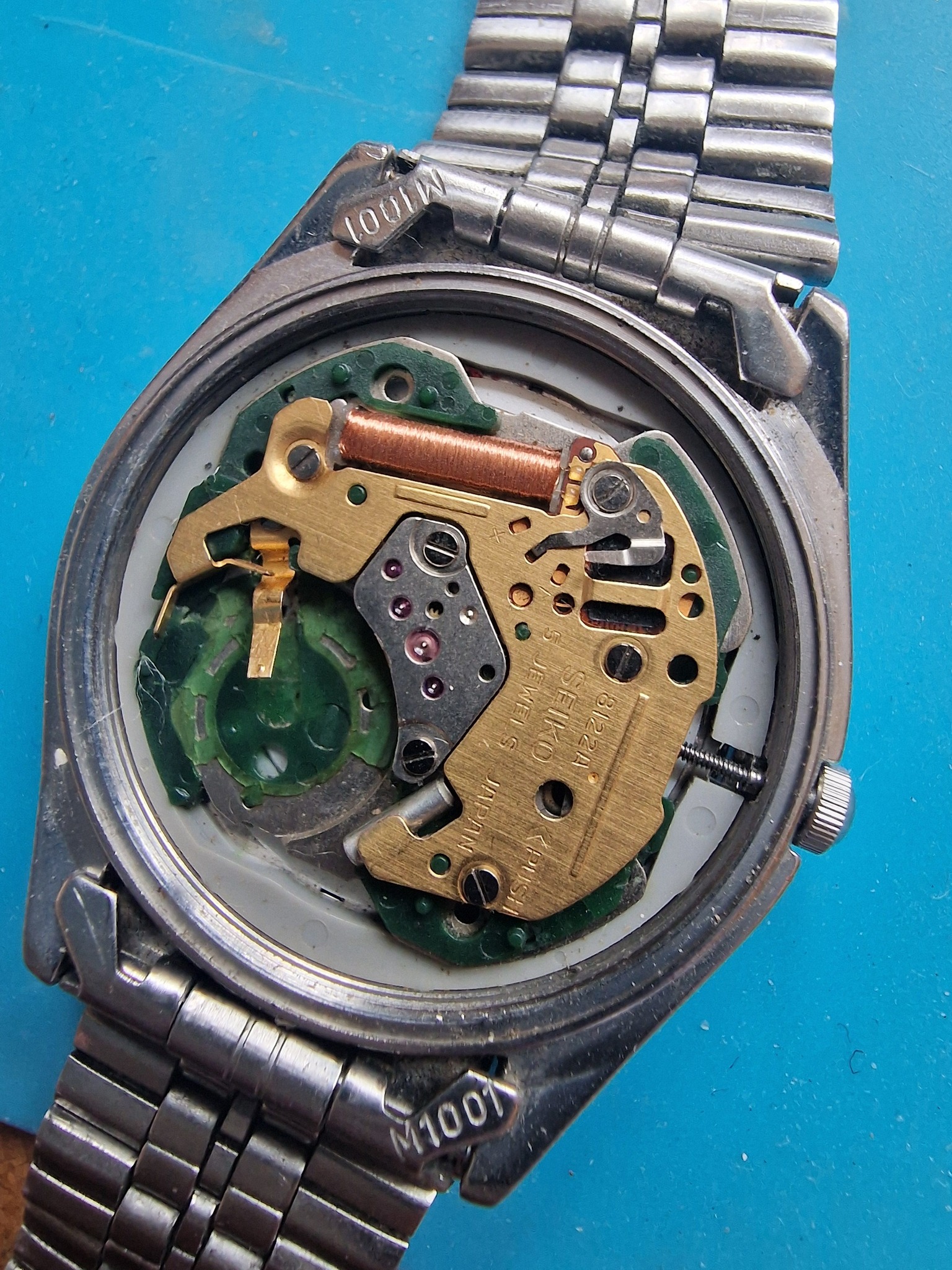 I have this Seiko Coutura World Timer Quartz (5T82-0AA0) that I'm