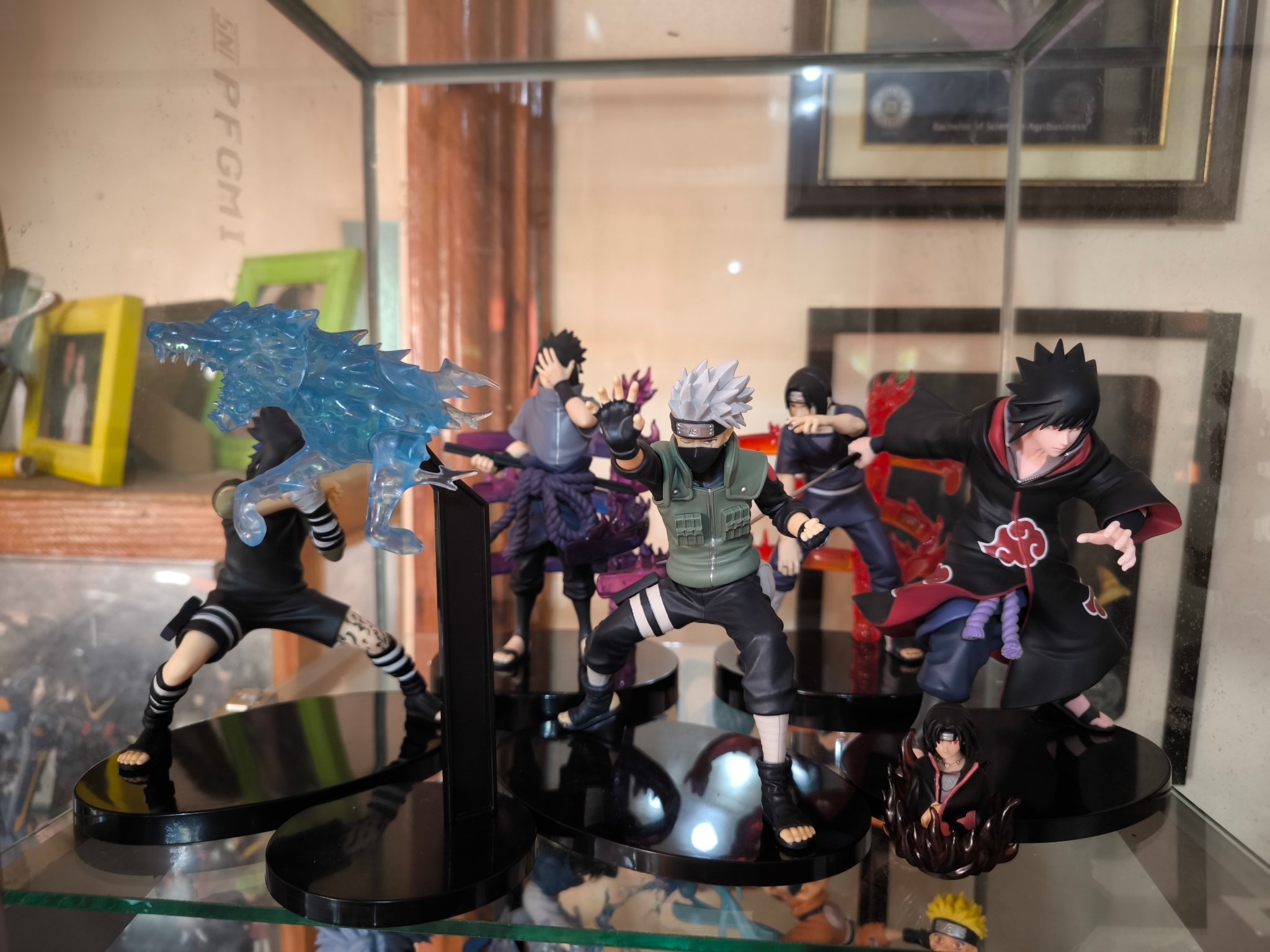 For sale or for trade alagang cabinet Uchiha Sasuke effectreme/VS 