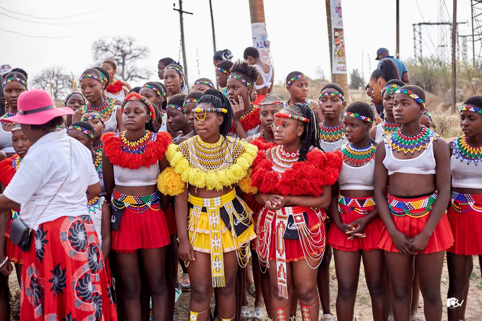 INKUNDLA YAMANDEBELE KAMZILIKAZI | Kuyini lokhu? Impundu Inkamanzi ...
