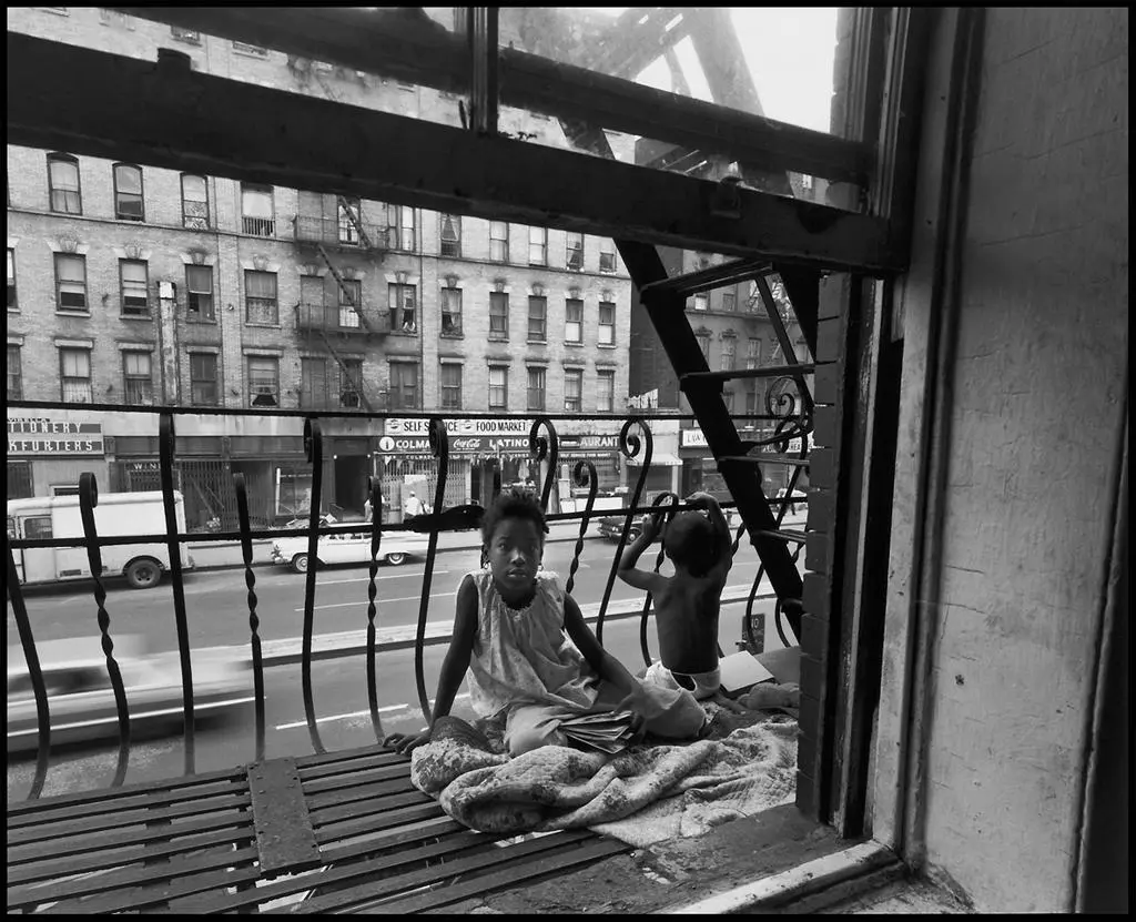 Bruce Davidson — East 100th Street, 1966-68.