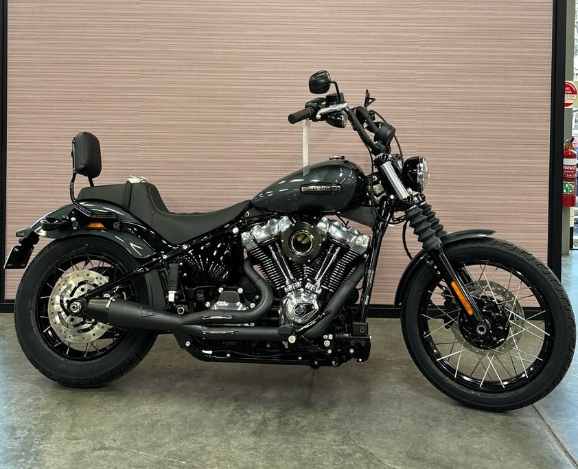 e.sen tony black【esenss25p01sp】 Upgraded Street Bob with S&S exhaust and Trask air cleaner