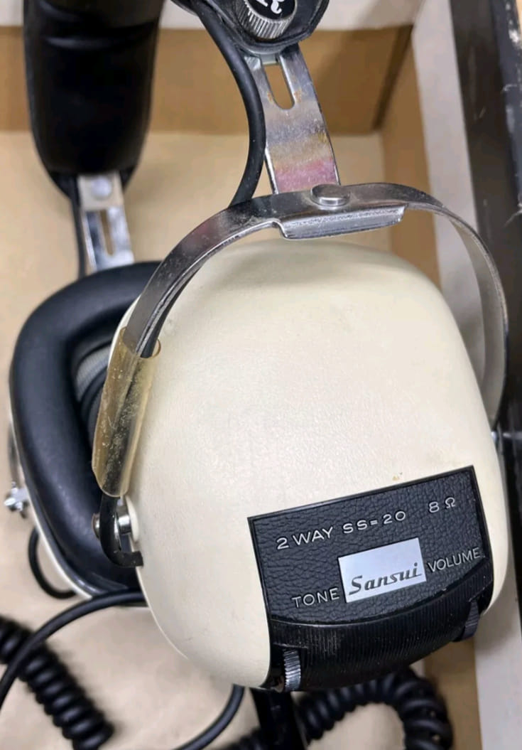 Sansui SS-50 and SS-20 Headphones