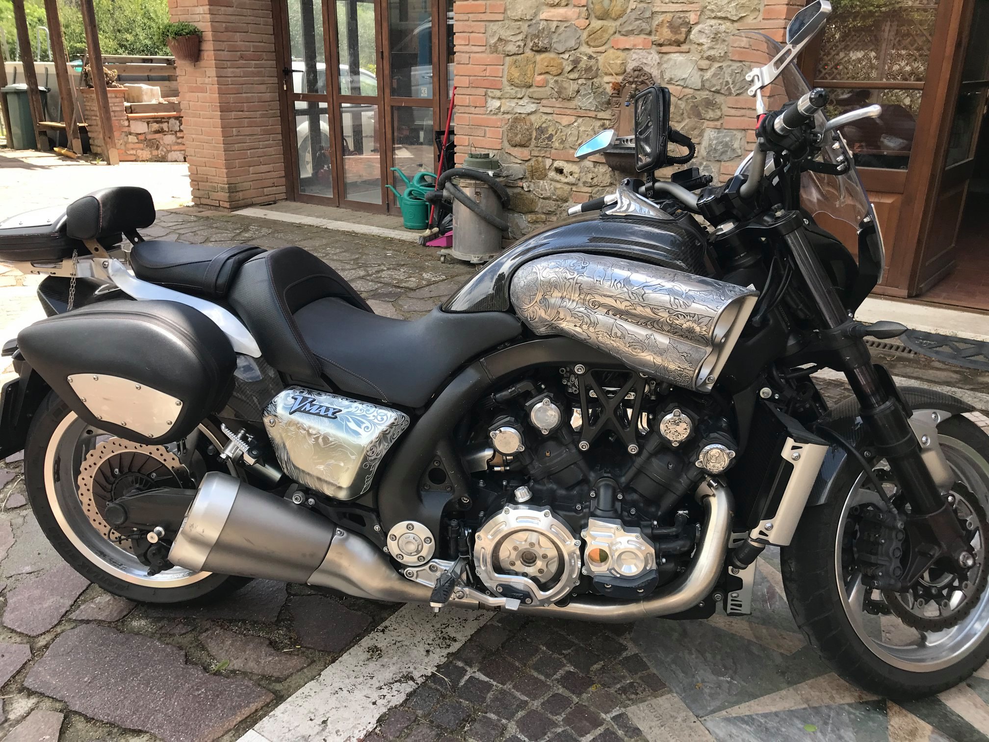 Upgrading rear tire to 170/80-15 on Yamaha Vmax 1200