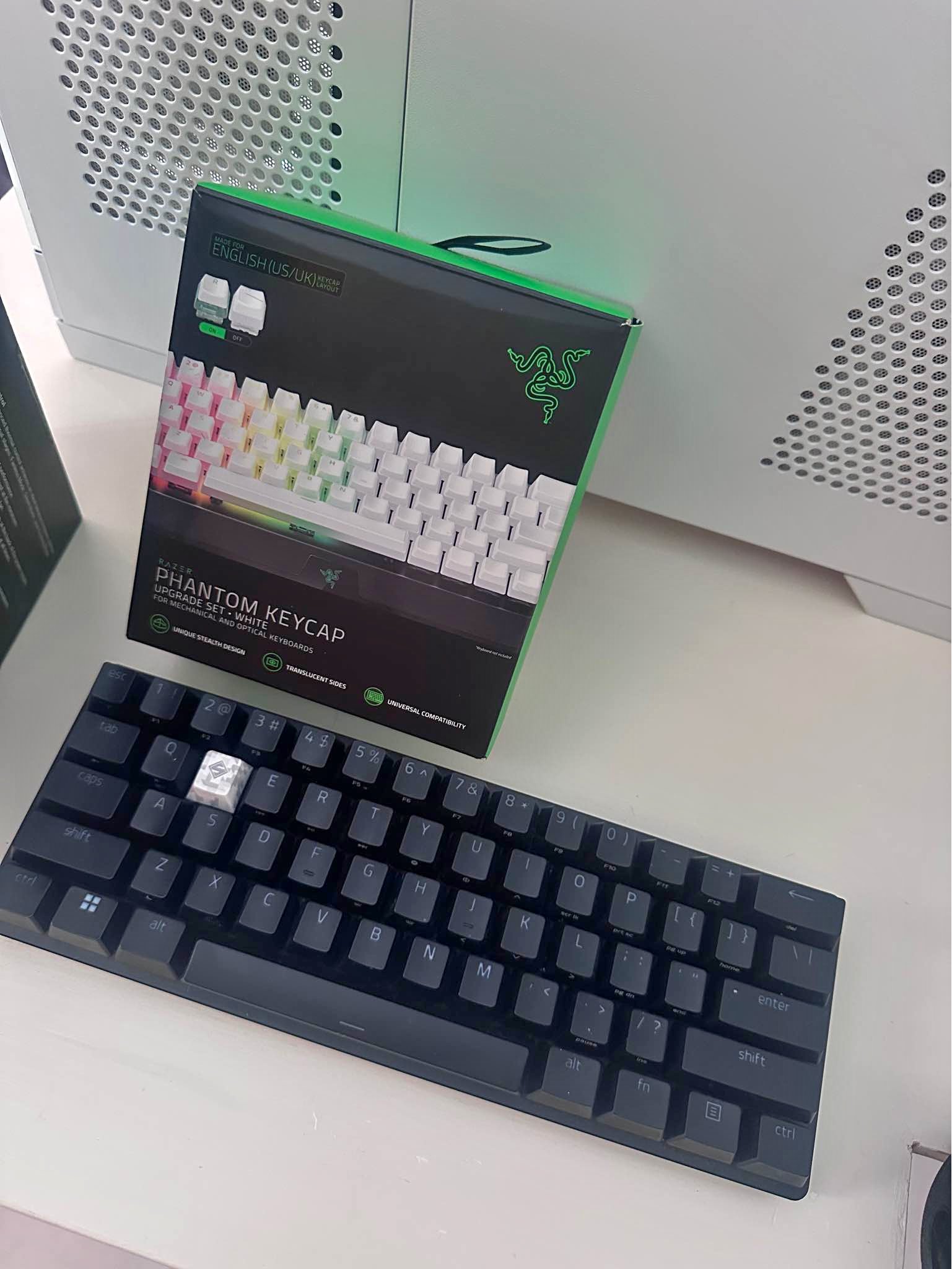 Razer HUNTSMAN MINI 60% + keycaps blancas - Keyboards & Keypads - San ...