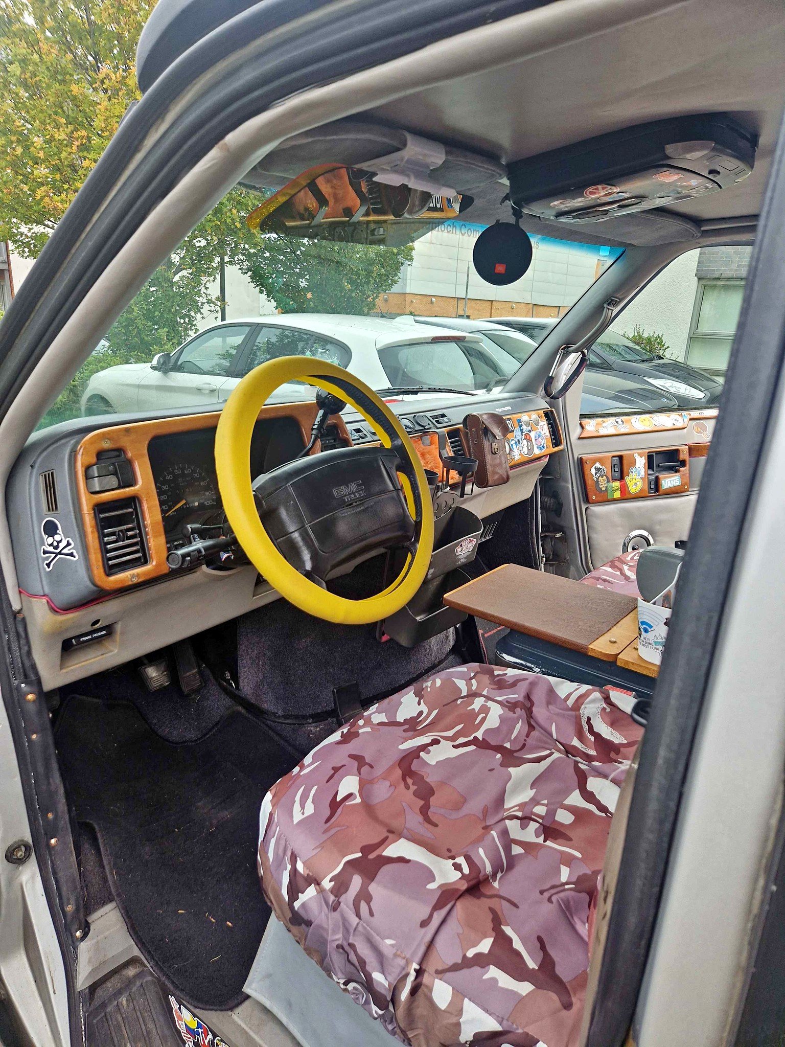1995 GMC Safari AWD Conversion Van - Sesame Cars
