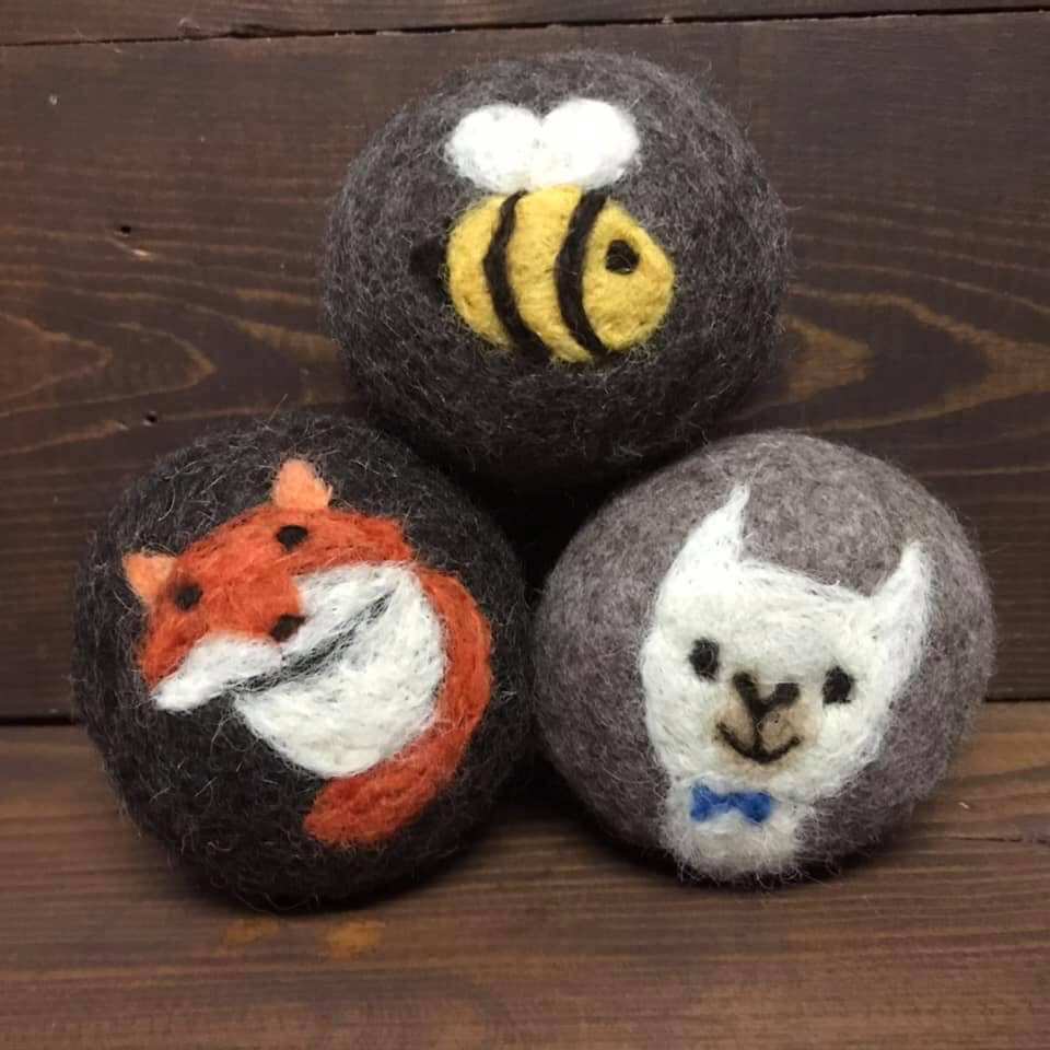 Alpaca dryer balls set, natural alternative to dryer sheets