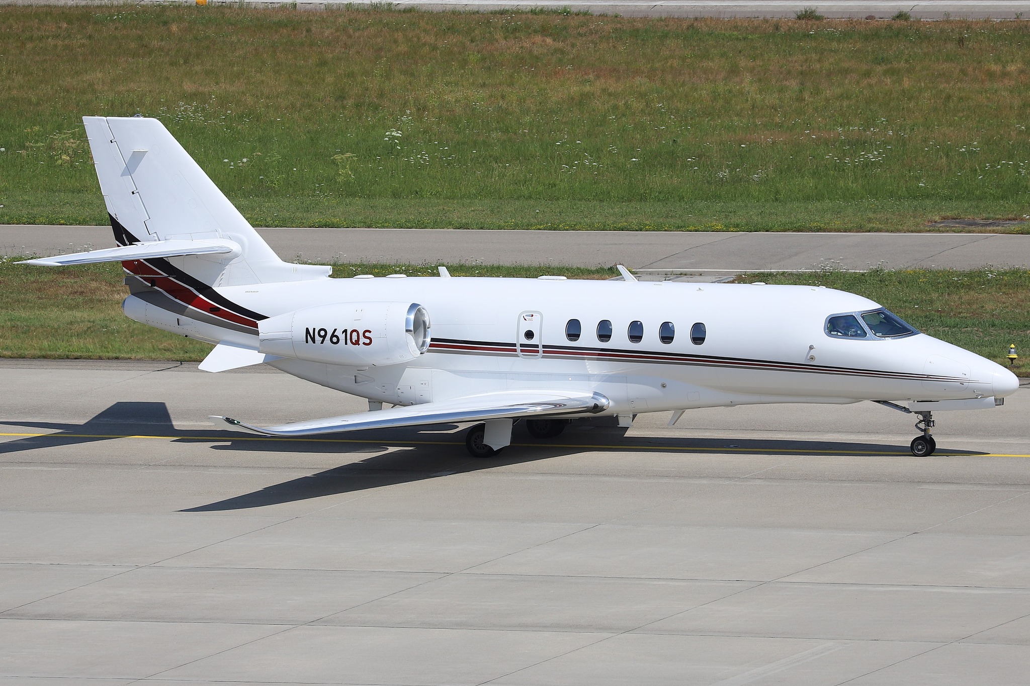 Zürich 5.7.2025, N961QS, Cessna 680A Latitude, NetJets USA