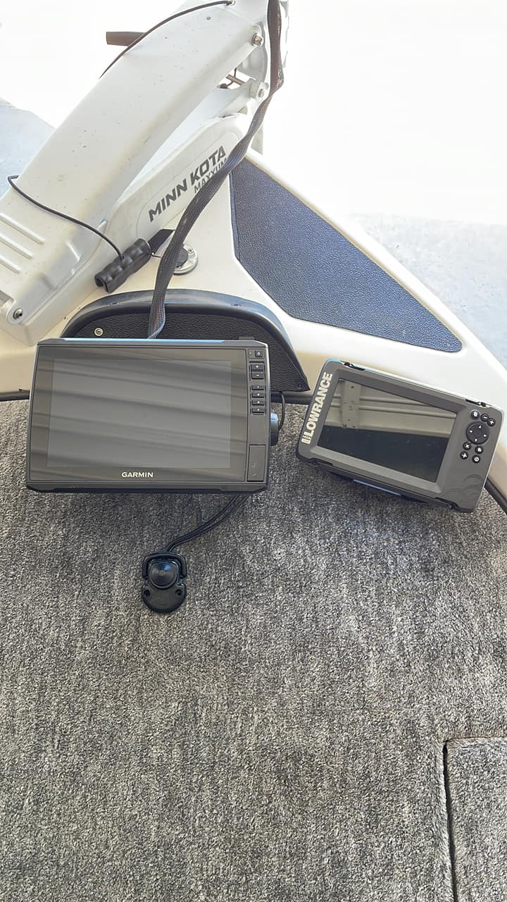 can you run two fish finders one transducer LUCKY Portable Wired Kayak Fish Finder Kit Portable Depth Finder LCD Display for Kayak Boat Ice Fishing Transducers next to each other?