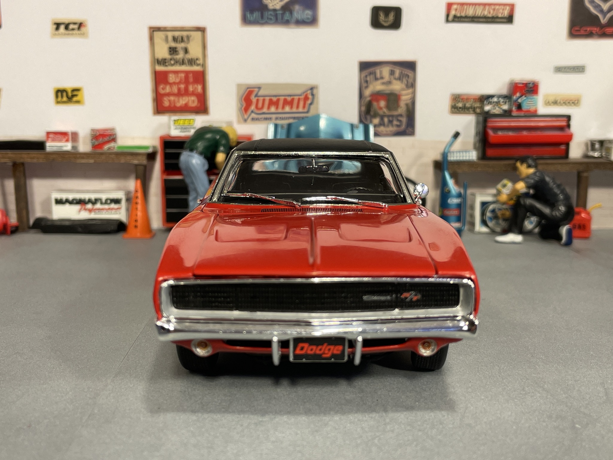 Revell 1/25 '68 Dodge Charger model review