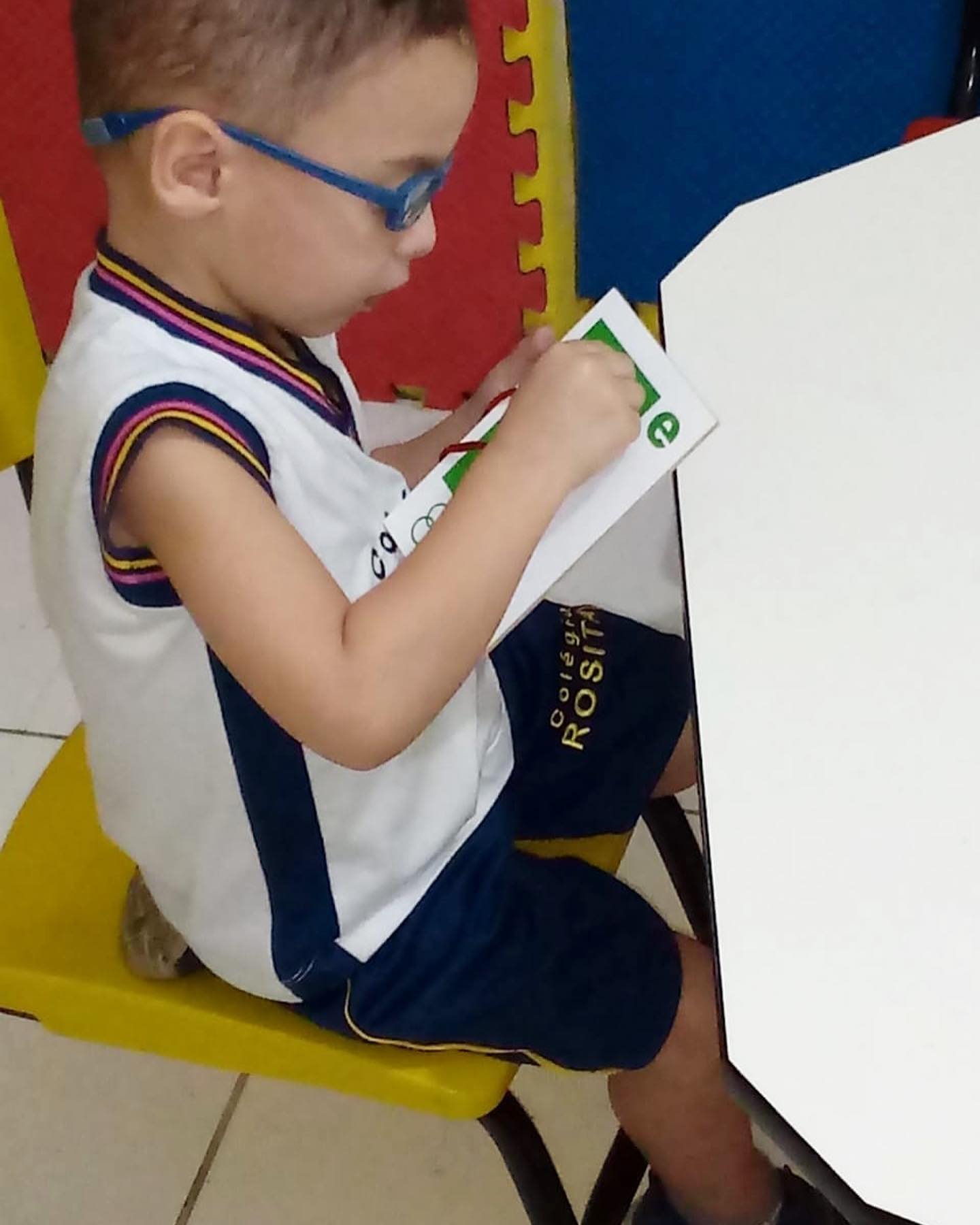Colégio Rosita - 🧵 As vogais; 🧵Coordenação Motora fina;...