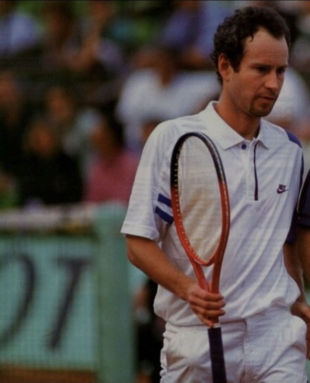 Did Mac use a Snaauwaert racquet in competition?