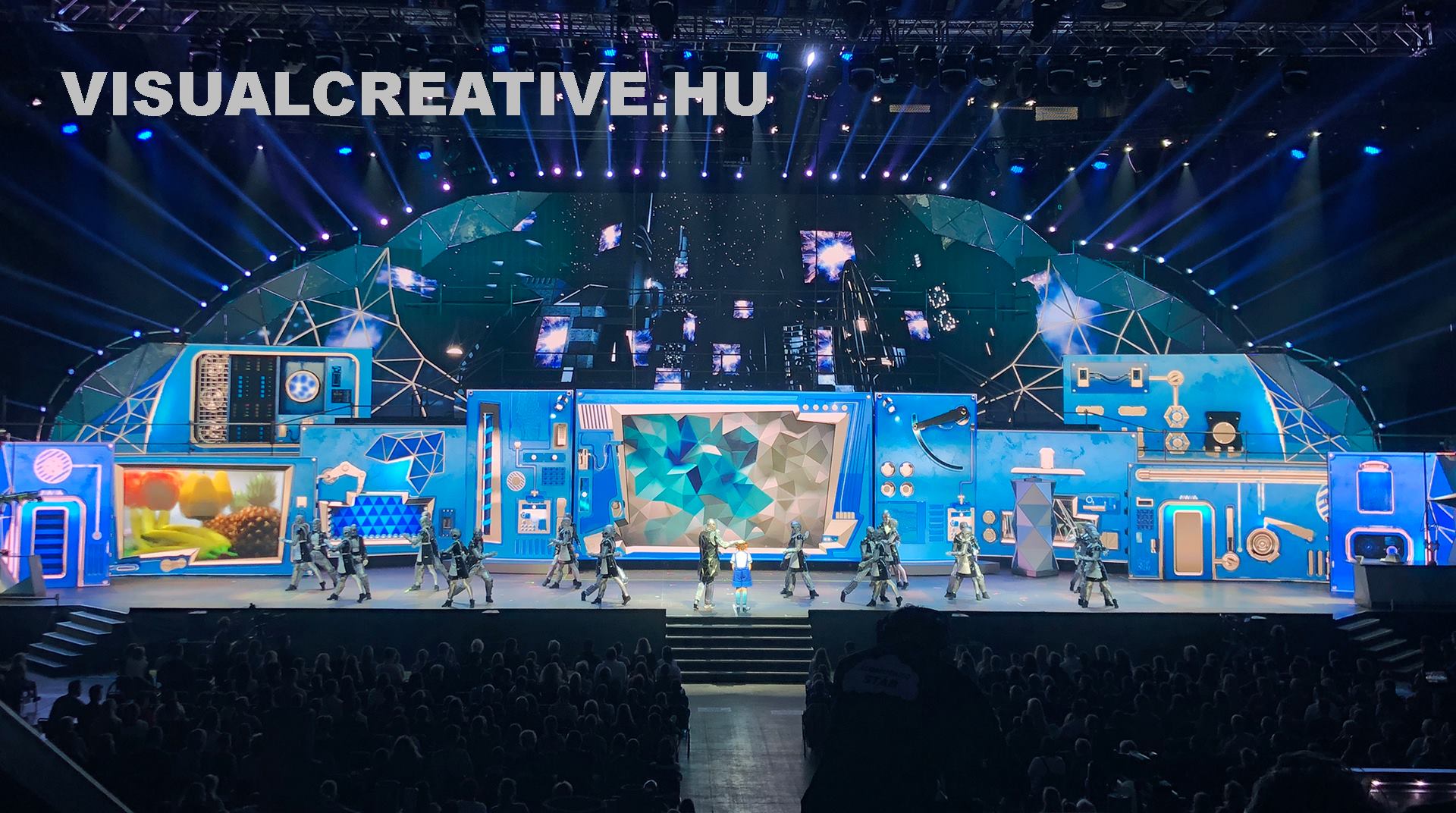 Visual Creative