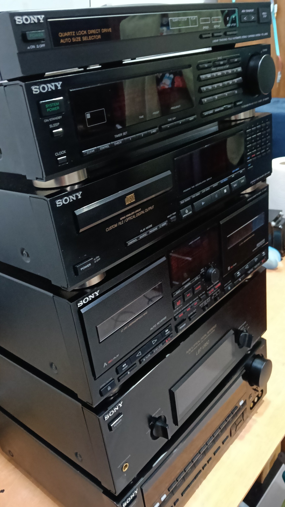Sony LBT-V950 System Component.