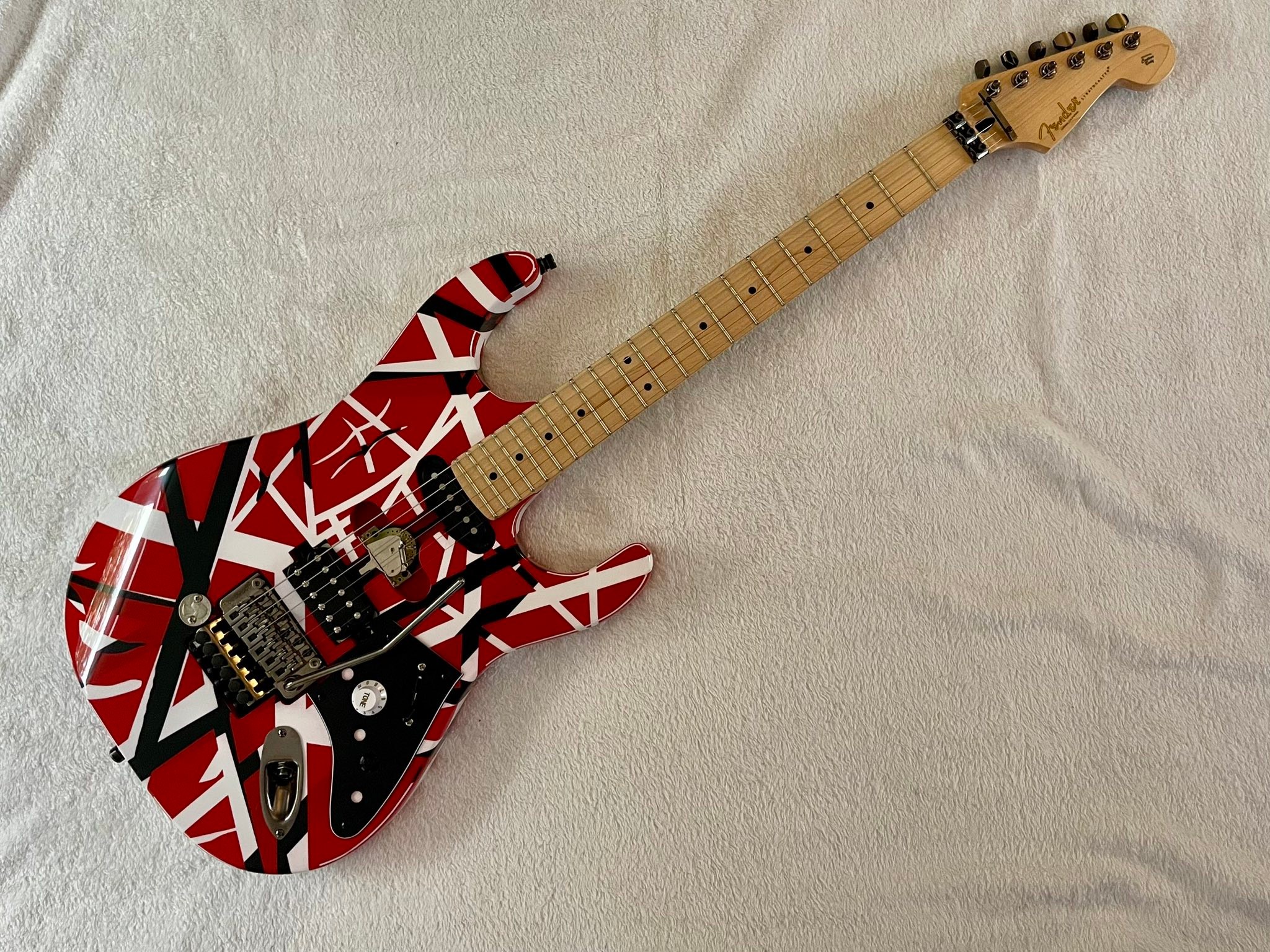 Eddie Van Halen inspired Frankie build with double humbuckers