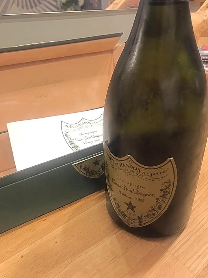 【MONET et CHANDON a Epernay】シャンパーニュ With Anthony as I'm displaying that amazing bottle of Moët et