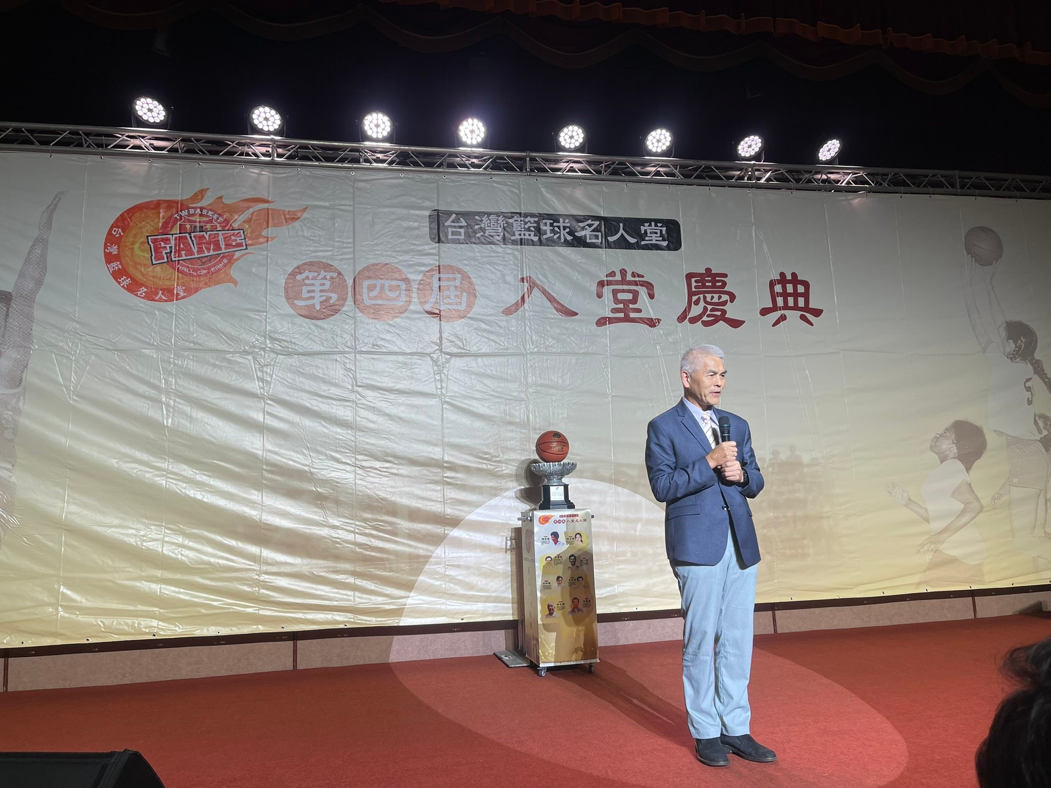 張思敏 - 張思敏 added a new photo.