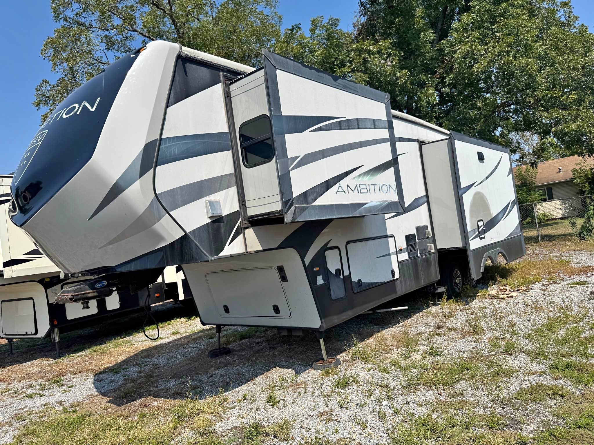 2017 Venture Rv Ambition 34RS