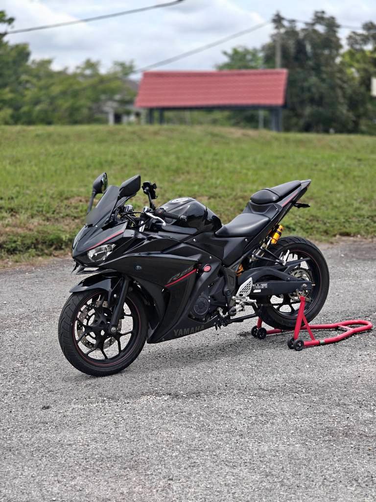 Yamaha R25 Hitam Padu🔥