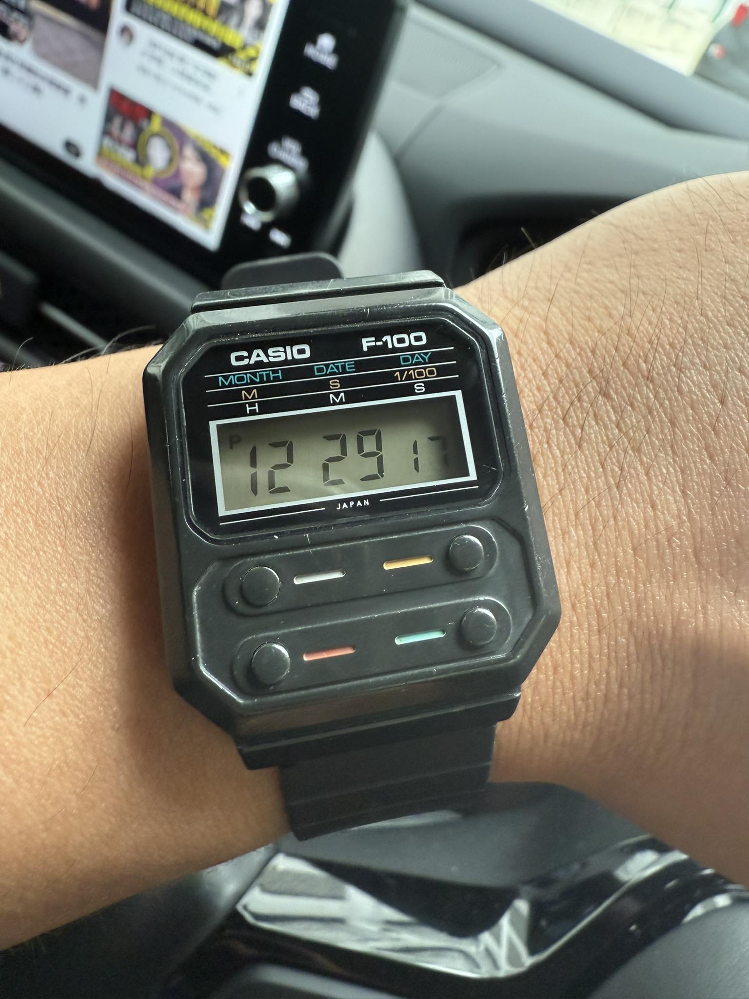 Casio f-100 Alien ?(Sigourney Weaver, 1978)