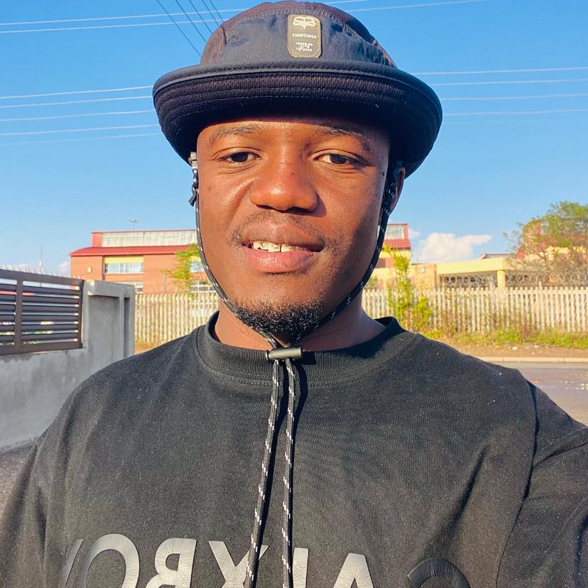 “Ooooo! Tsaka o mohlabile neh” | Cde Teejay Tlomo