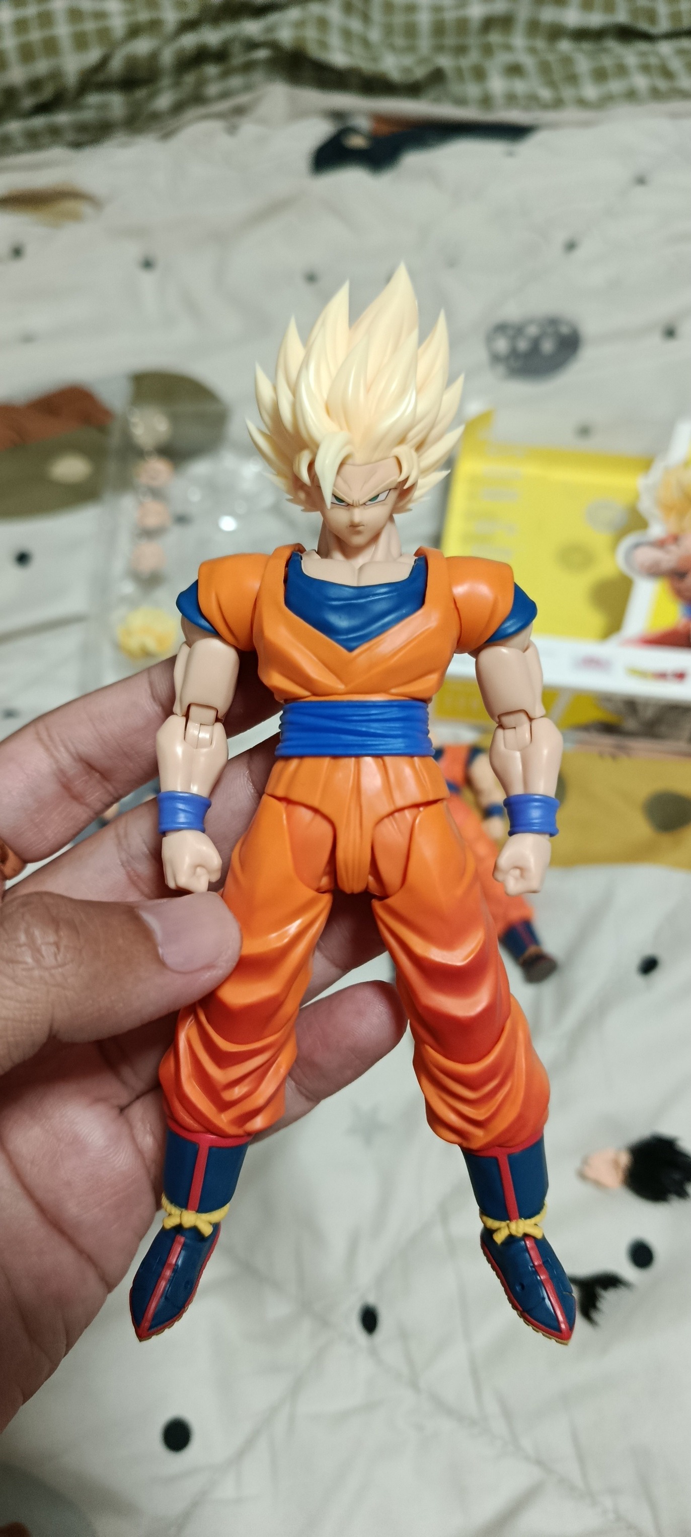 the legendary super saiyan goku can use the df goku body 3.0 head 