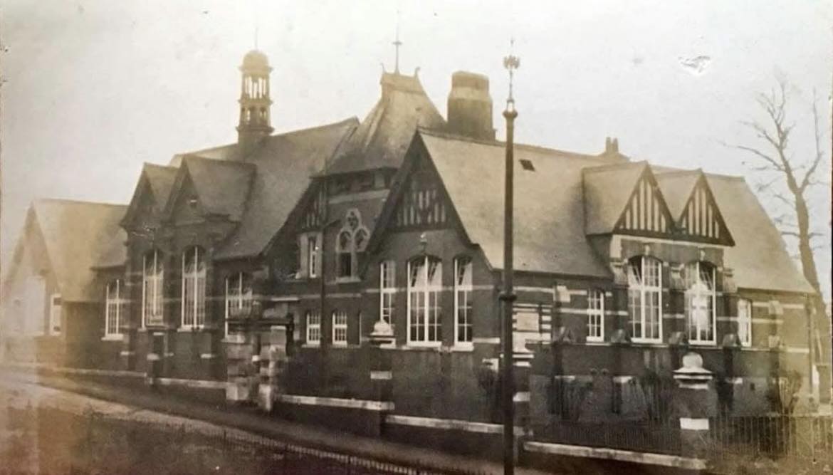 I Grew Up in South West London | Singlegate Primary School, Colliers ...