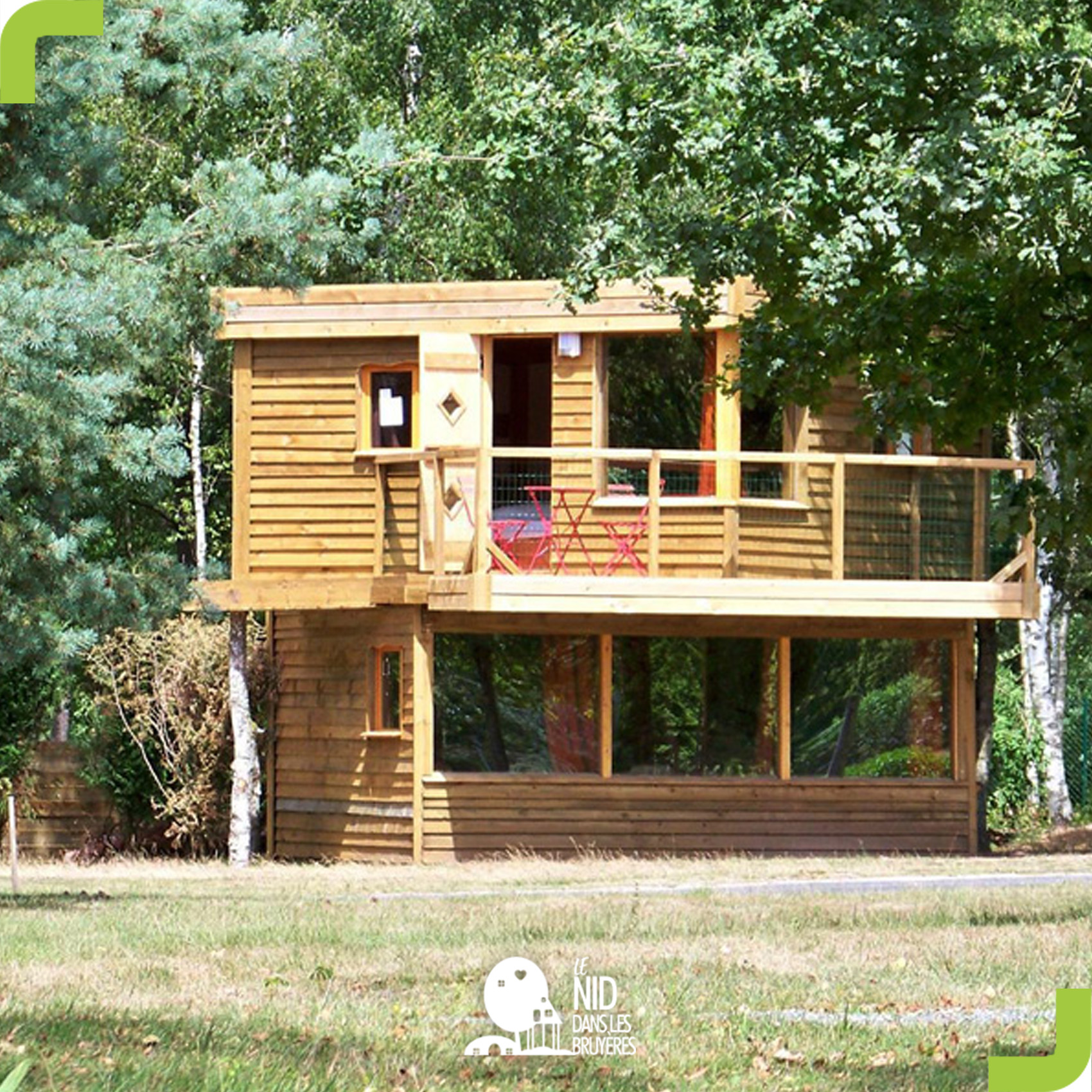 Cabane Dans Les Arbres Fere En Tardenois