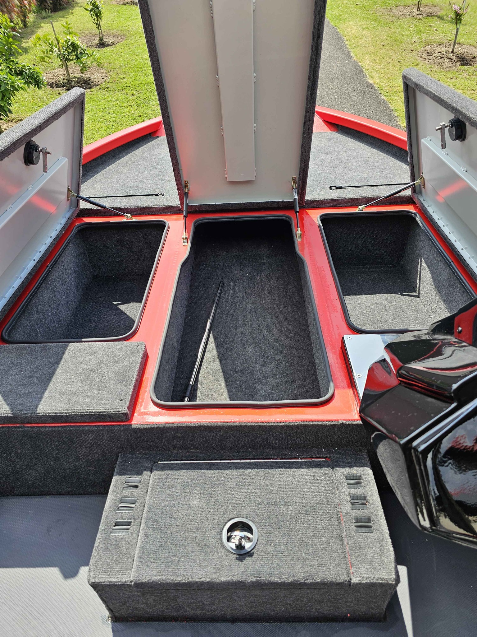 2025 Surge 568