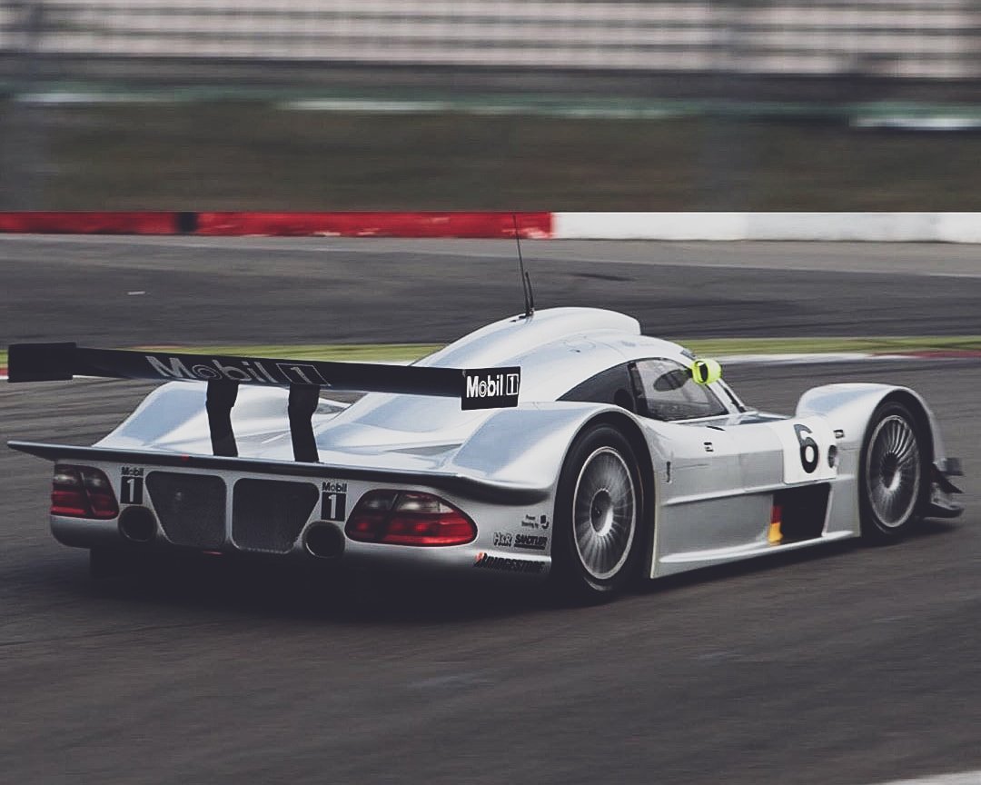 1999 Le Mans 24 Hours and the Infamous flight of the Mercedes-Benz