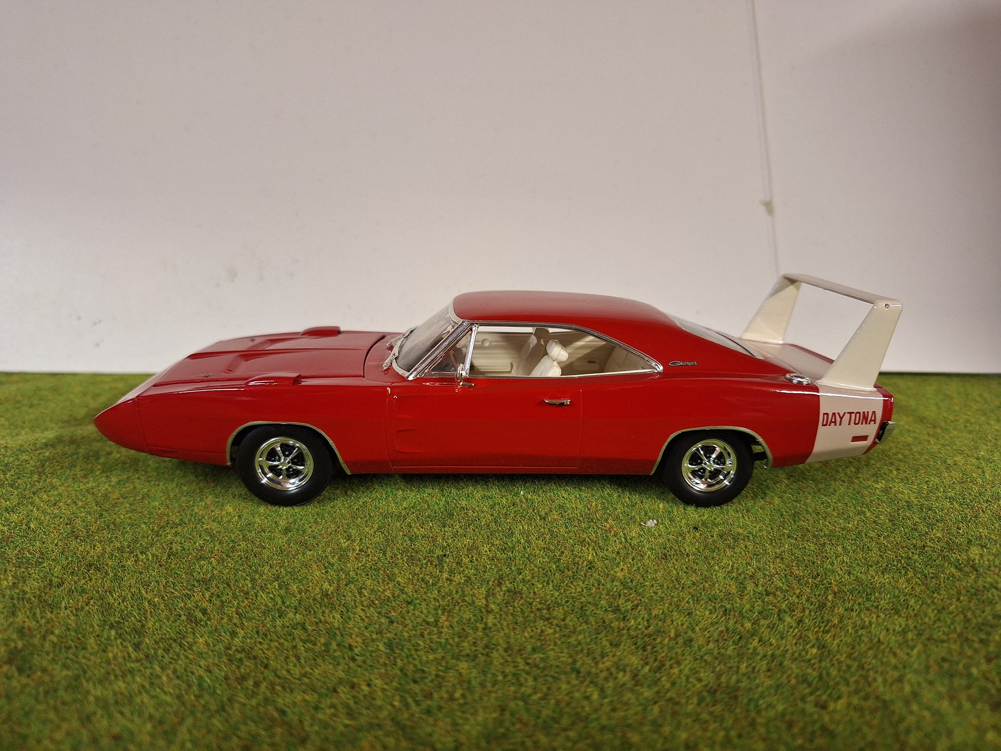 Modelers Club by Revell, 1/25 scale, 1969 Dodge Daytona Charger of