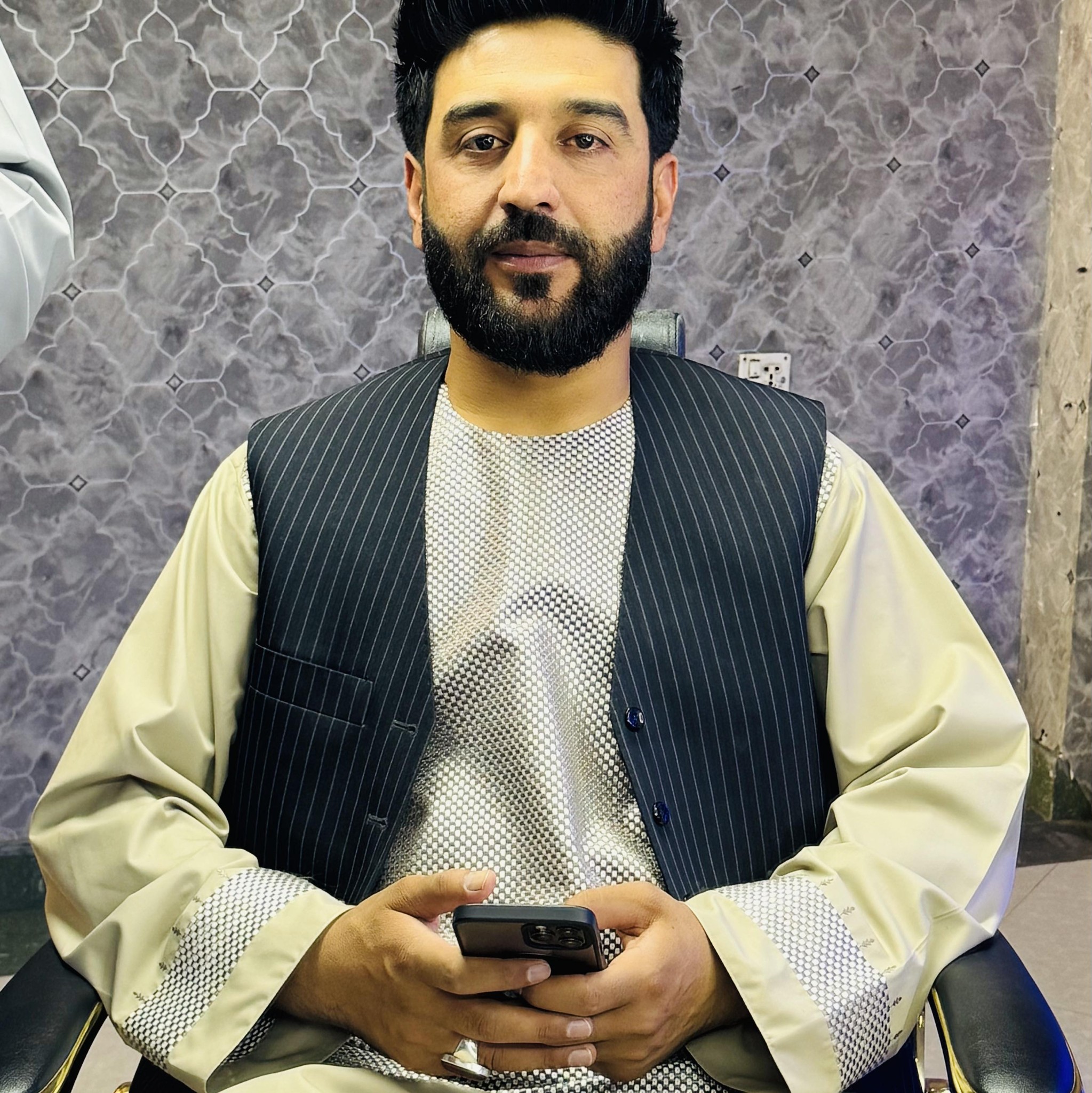 عزیز روښان