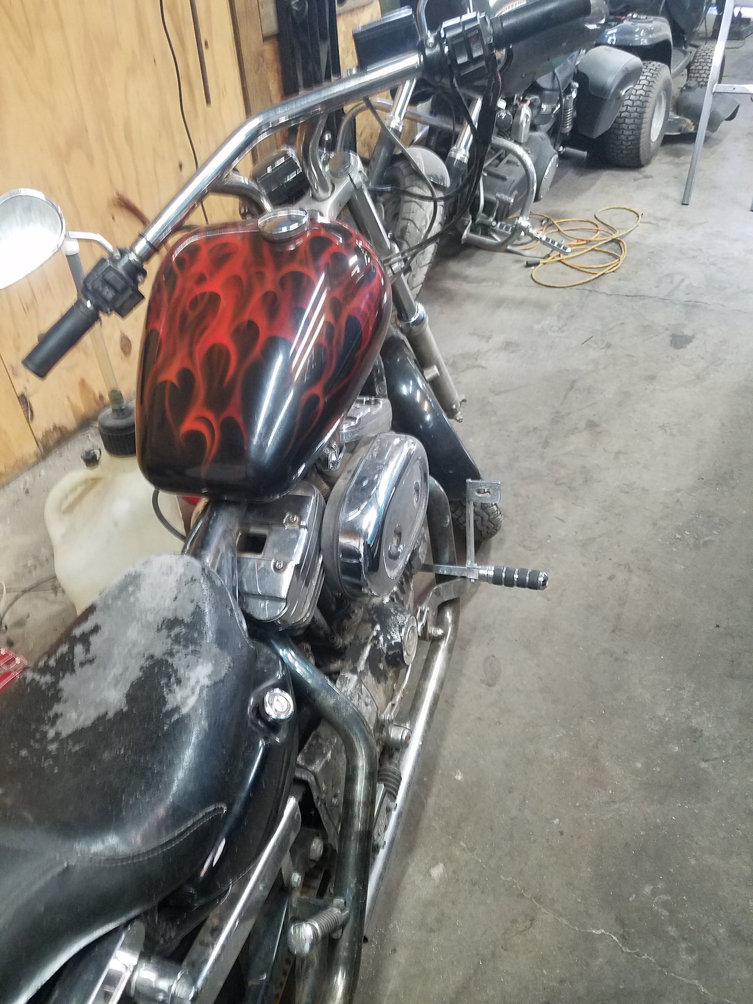 Gas Tank 3.3 Gallons Fuel Tanks For Harley Davidson Sportster XL1200 XL883 04-06