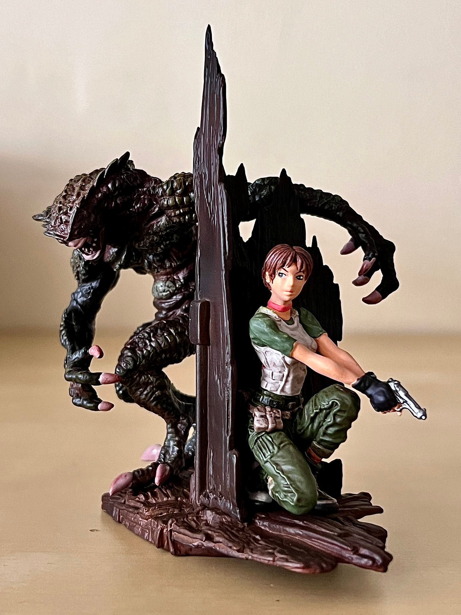 Rebecca Chambers VS Hunter ? DRRCCNG 9 REBECCA KAMBN CHAMBERS VS 