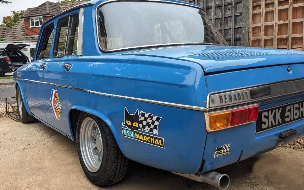 Renault Classic Car Club | I am looking for a pair of new sills for my ...