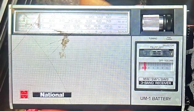 National Panasonic R-312ii vintage 3-band portable radio