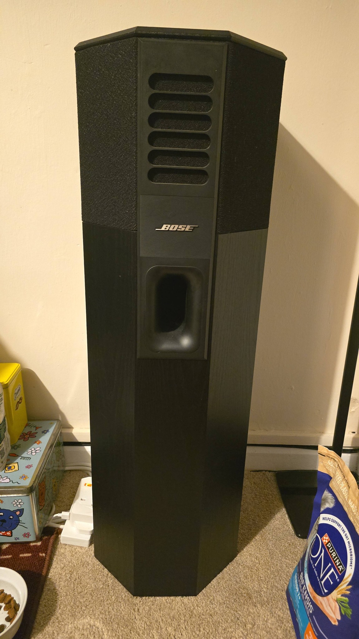 Bose 464 speaker design features