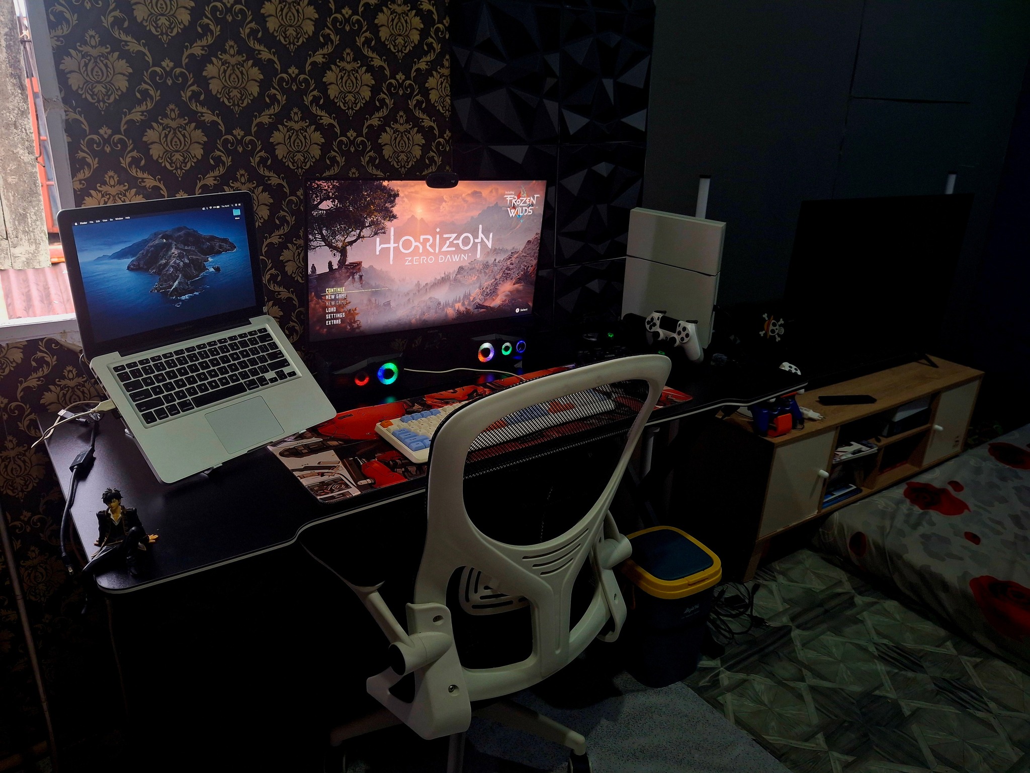 Setup ID | Masih setia dengan set up jadul (PS4 FAT + MACBOOK PRO 2012 ...