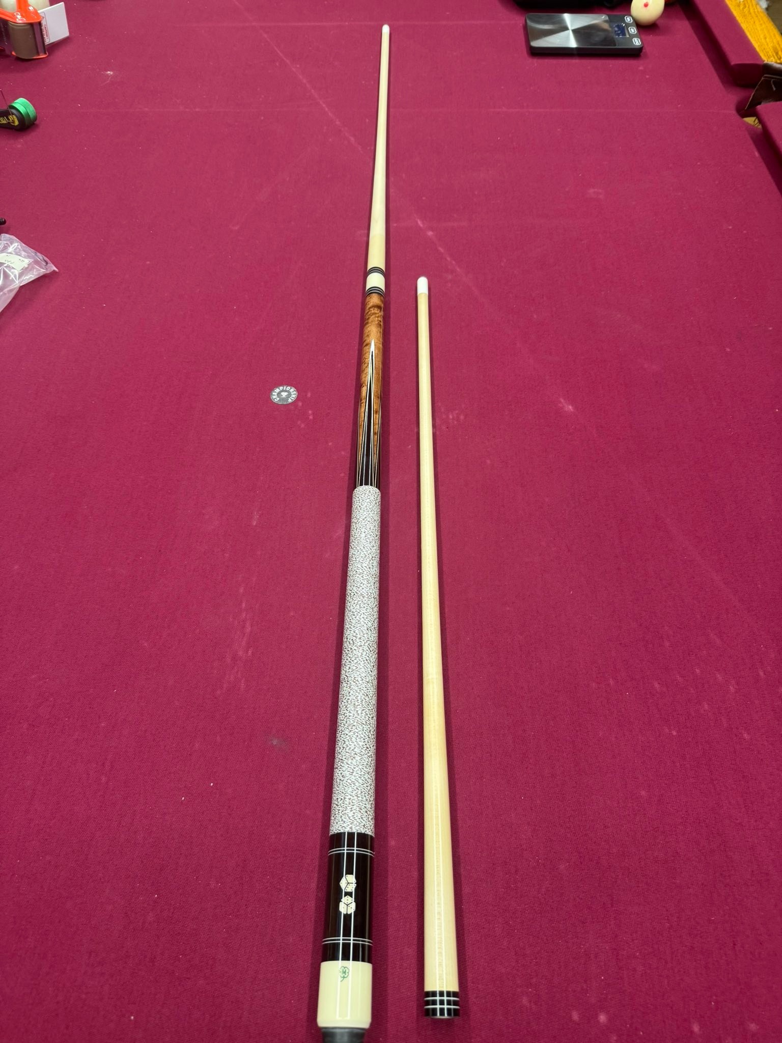 What is a McDermott D19 pool cue worth?