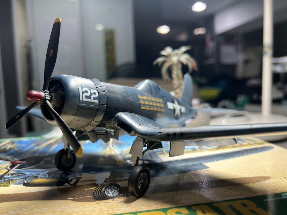 Tamiya Corsair F4U-1A (61070) au meilleur prix sur