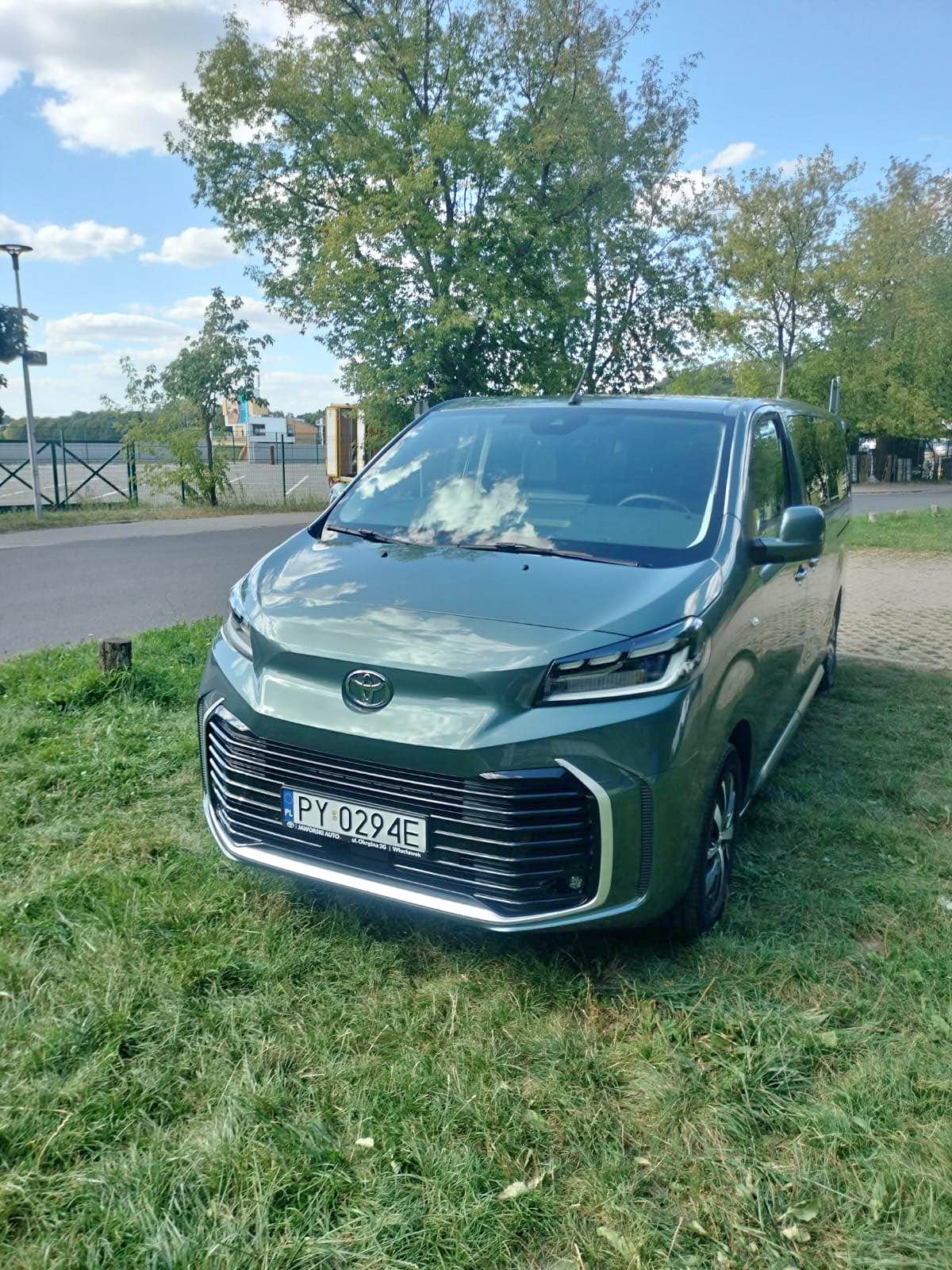 2024 Toyota Proace Verso VIP