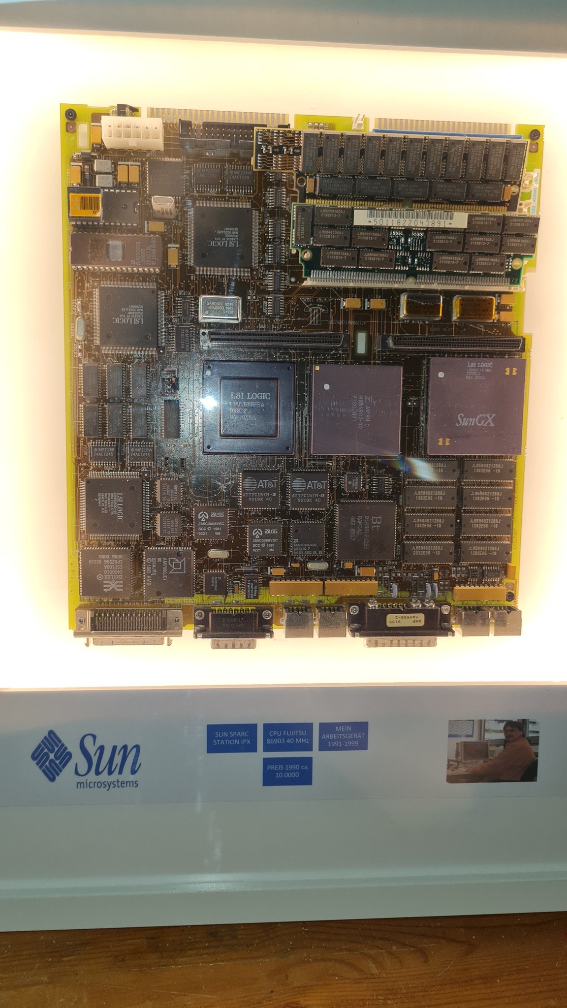 I Take Pictures of Electronic Parts | This is the Board of my ...