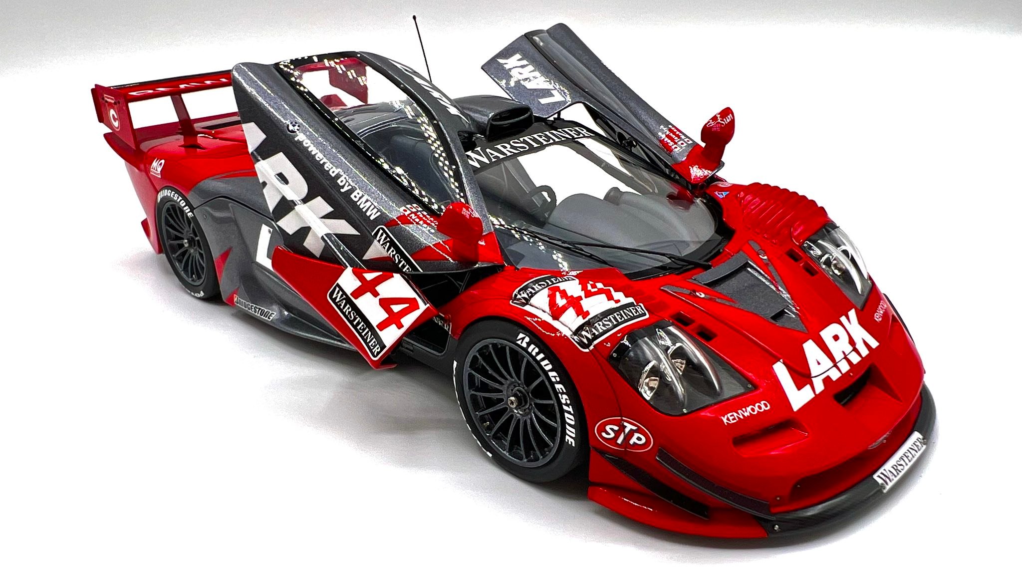 1/24 scale McLaren F1 GTR Longtail model