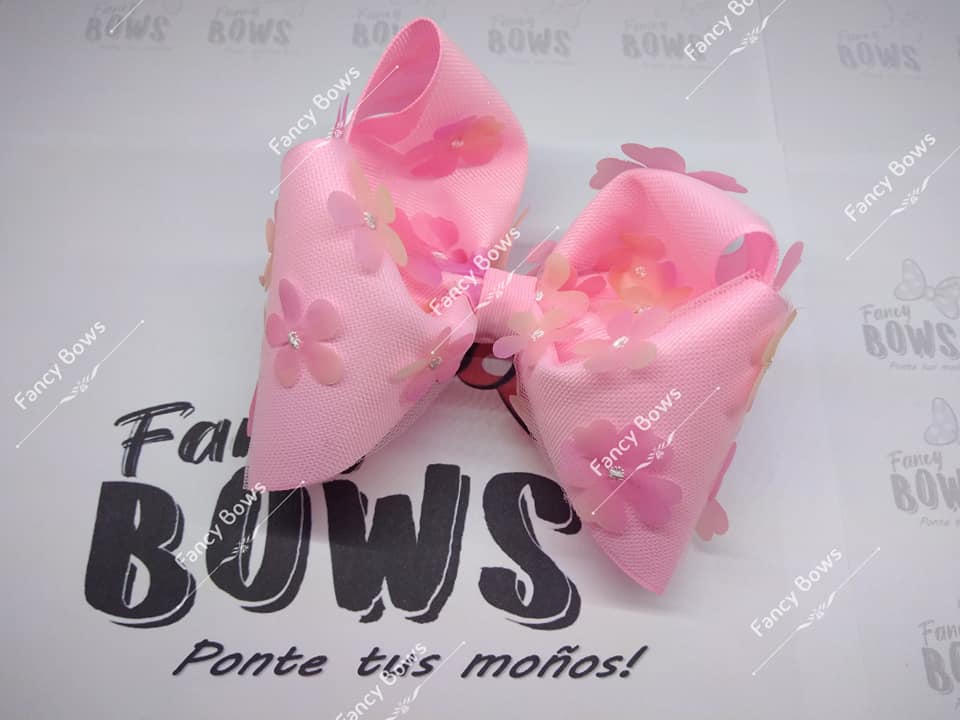 Fancy Bows - 🎀🎀Que tal estos moños de TUL🎀🎀 Apoco no... | Facebook