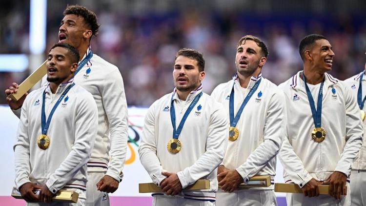 Lot De 5 Médailles De Récompense Pour Enfants Avec Rubans De Cou - Médailles En Métal Doré - Idéal Pour Compétitions, Football, Anniversaires Et événements Sportifs