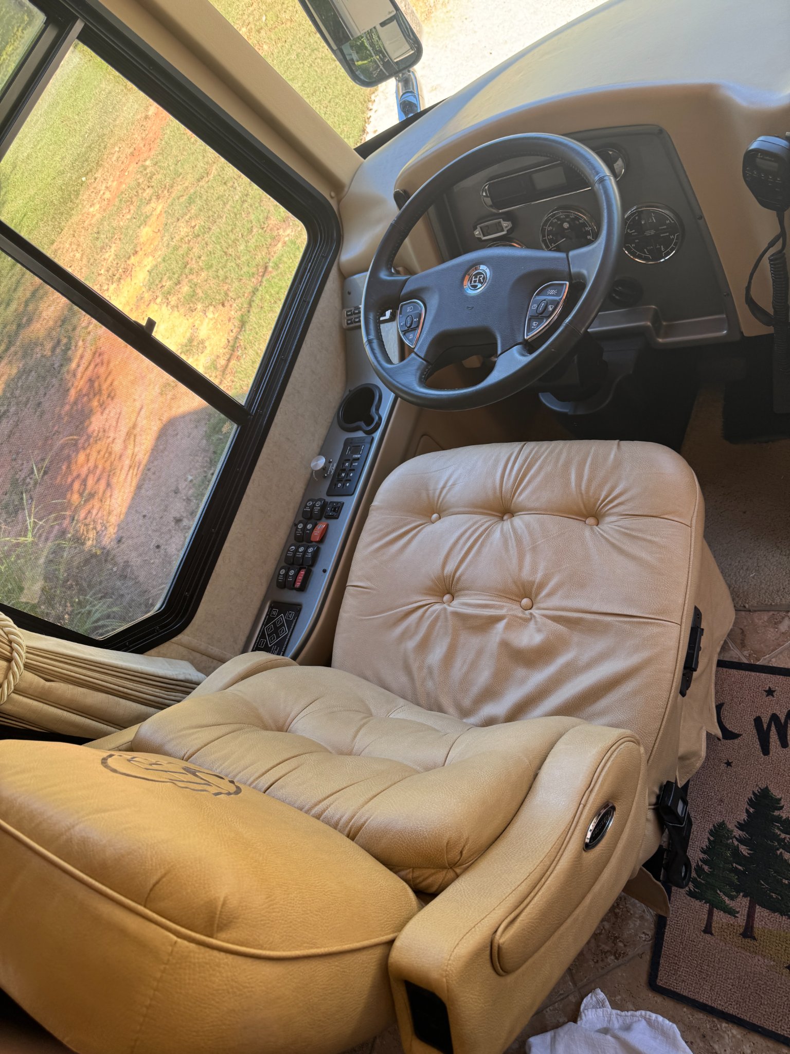 2008 Holiday Rambler Endeavor 40SKQ